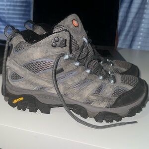 mérele moab 3 hiking boots